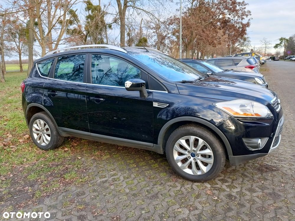 Ford Kuga 2.0 TDCi 2x4 Titanium - 21