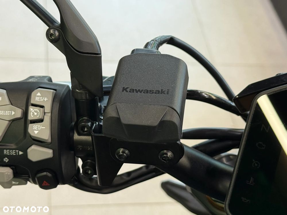 Kawasaki Z - 15