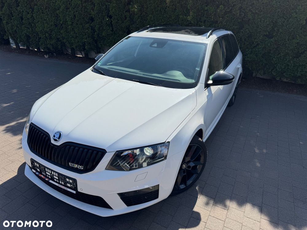 Skoda Octavia 2.0 TDI DSG RS - 5