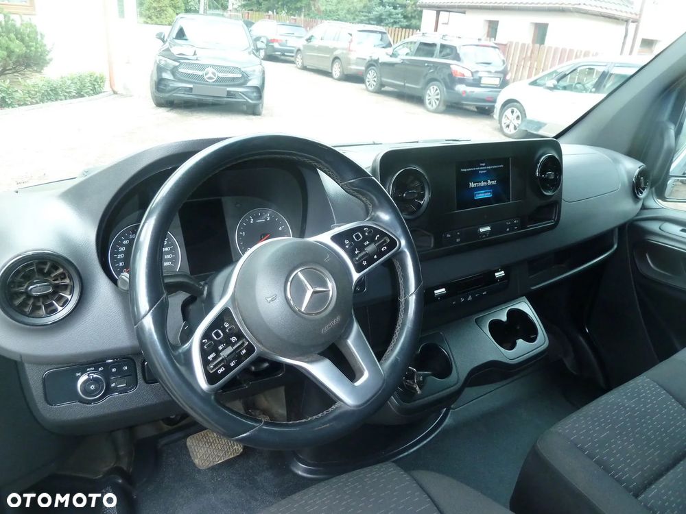 Mercedes-Benz SPRINTER - 20