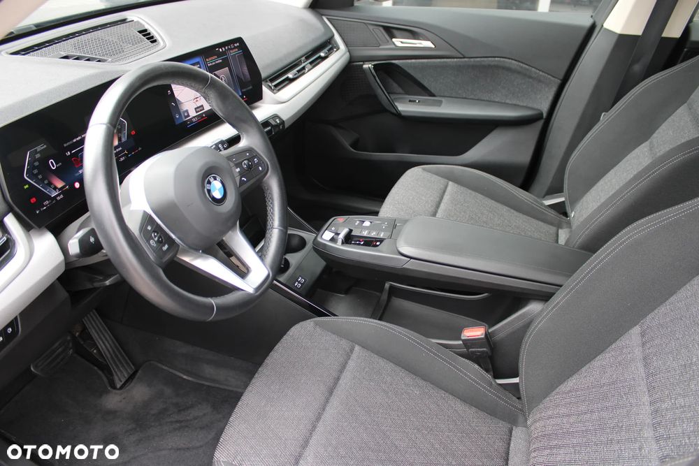 BMW X1 sDrive18i - 17