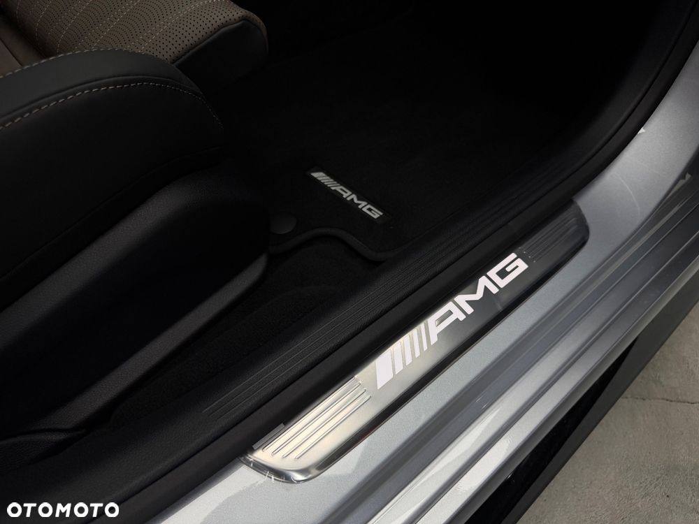Mercedes-Benz AMG GT 43 4-Matic+ - 34