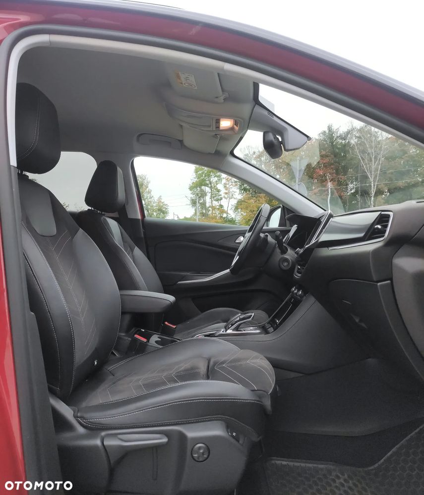 Opel Grandland 1.2 T GS Line S&S - 24