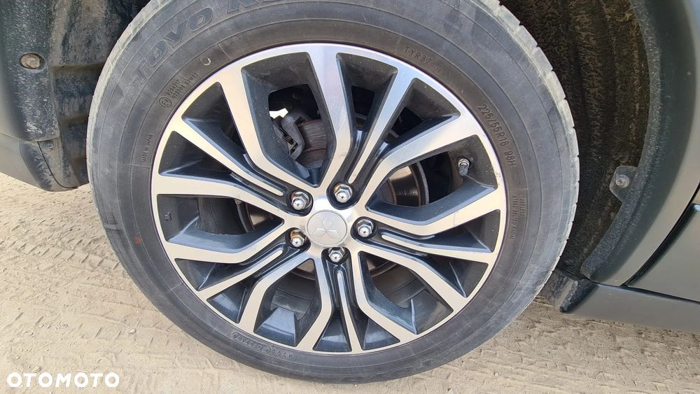 Mitsubishi Outlander 2.0 Intense 2WD CVT - 12