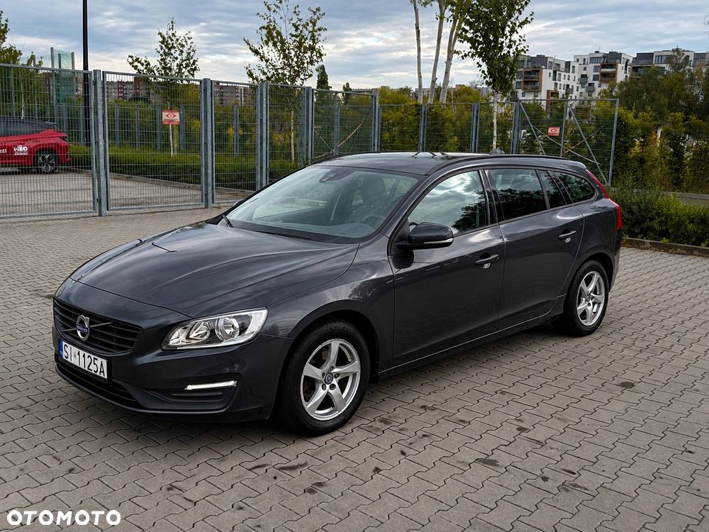 Volvo V60 D2 Drive-E Kinetic - 1