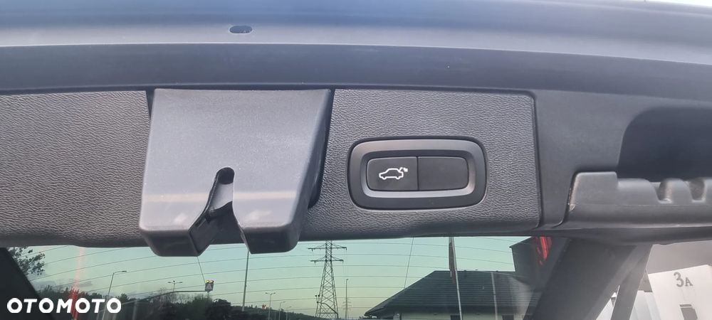 Volvo XC 60 D4 AWD Geartronic Momentum - 17