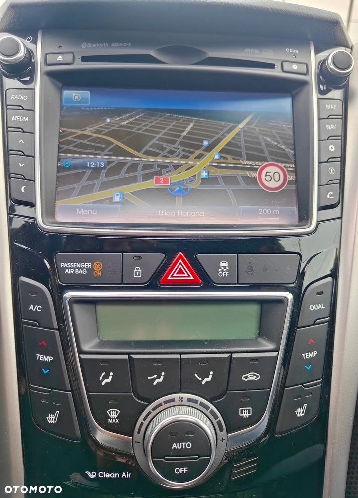 Hyundai i30 1.6 GDI Premium - 19
