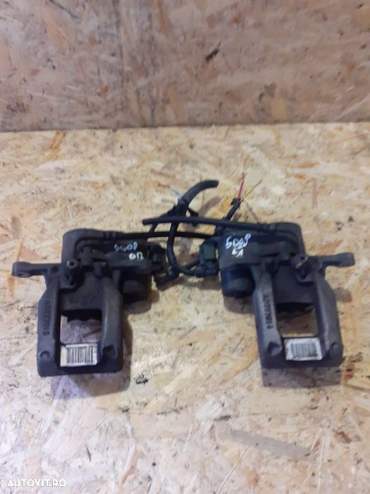 Etrieri Etrier Stanga Dreapta Spate Electrici Peugeot 3008 5008 - 1
