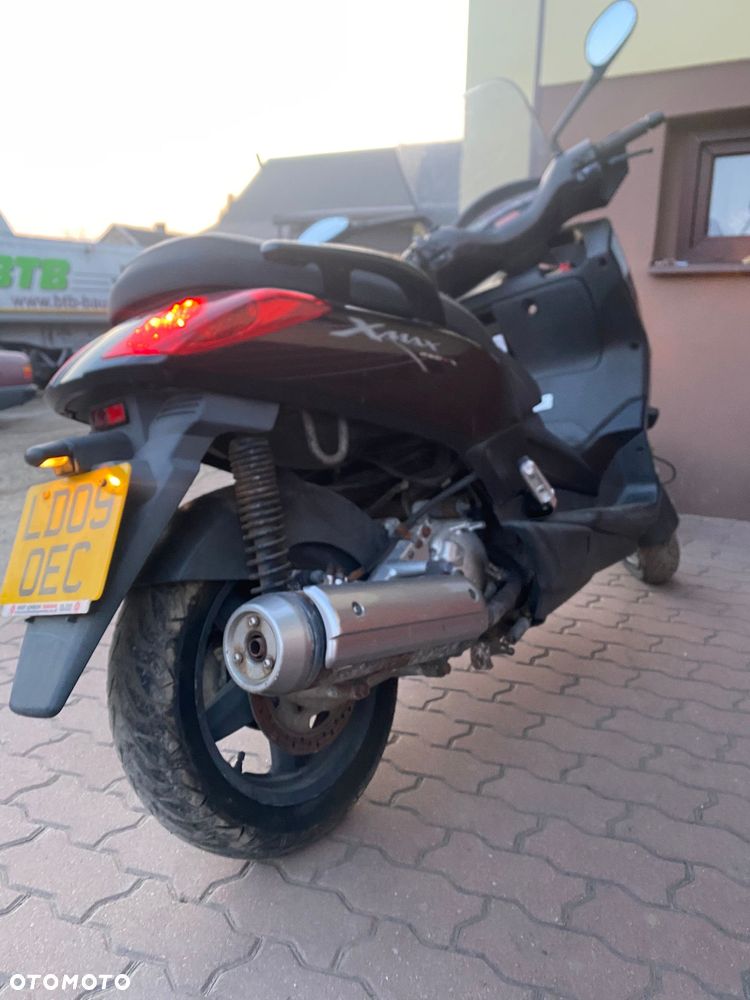 Yamaha X-max - 5