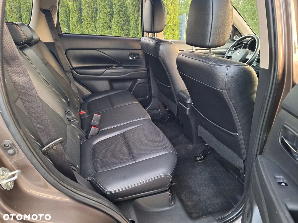 Mitsubishi Outlander 2.0 2WD CVT Spirit+ - 19