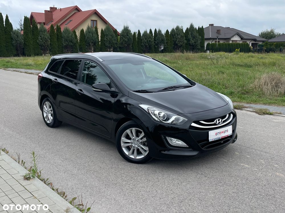 Hyundai i30 Kombi 1.6 CRDI Style - 19