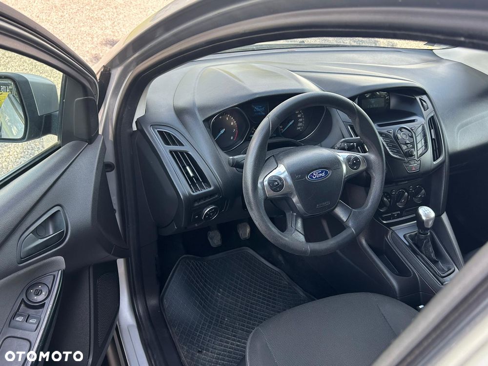 Ford Focus - 10