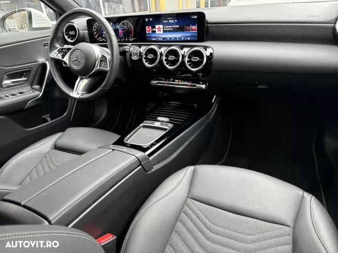Mercedes-Benz A 180 d 8G-DCT - 12