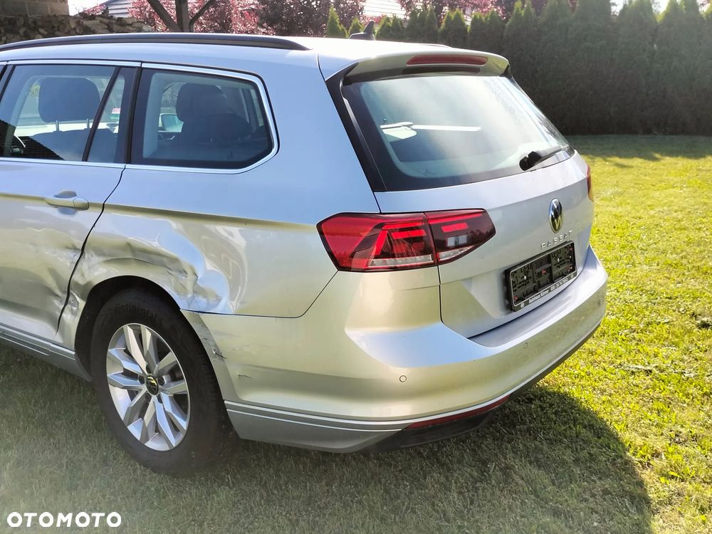 Volkswagen Passat 2.0 TDI SCR DSG - 28