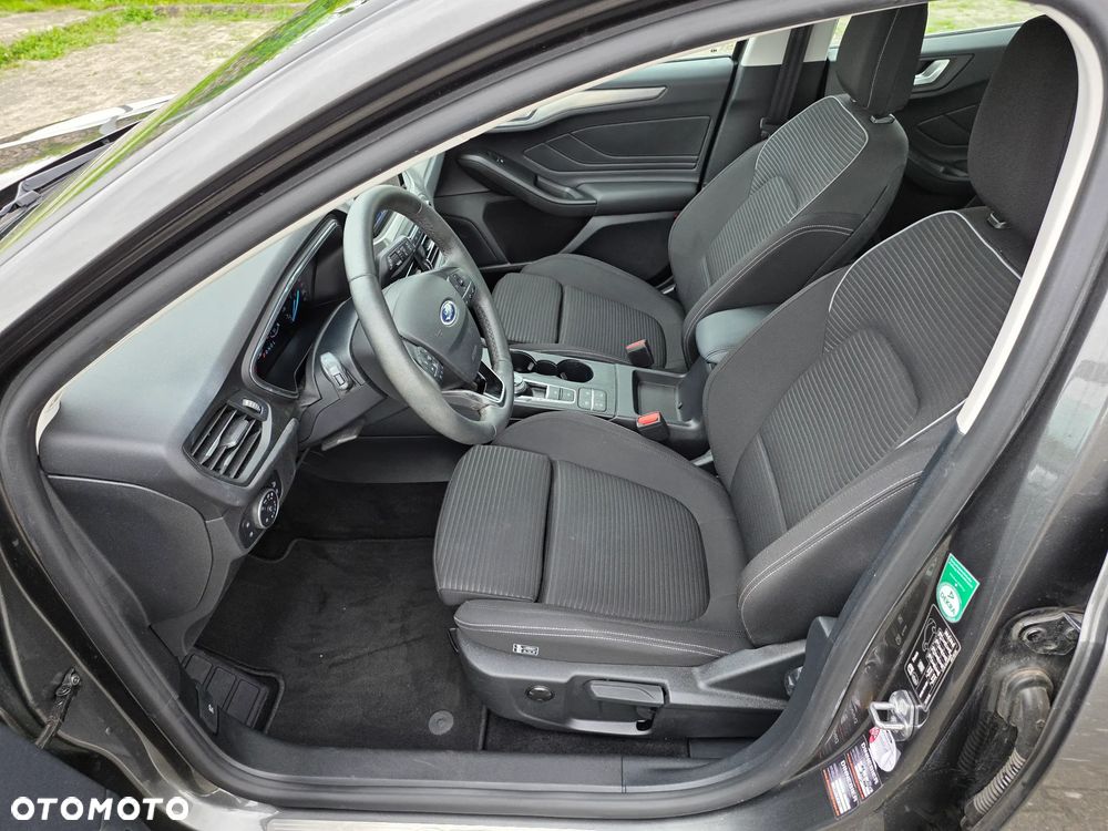Ford Focus 1.5 EcoBlue Start-Stopp-System TITANIUM STYLE - 13