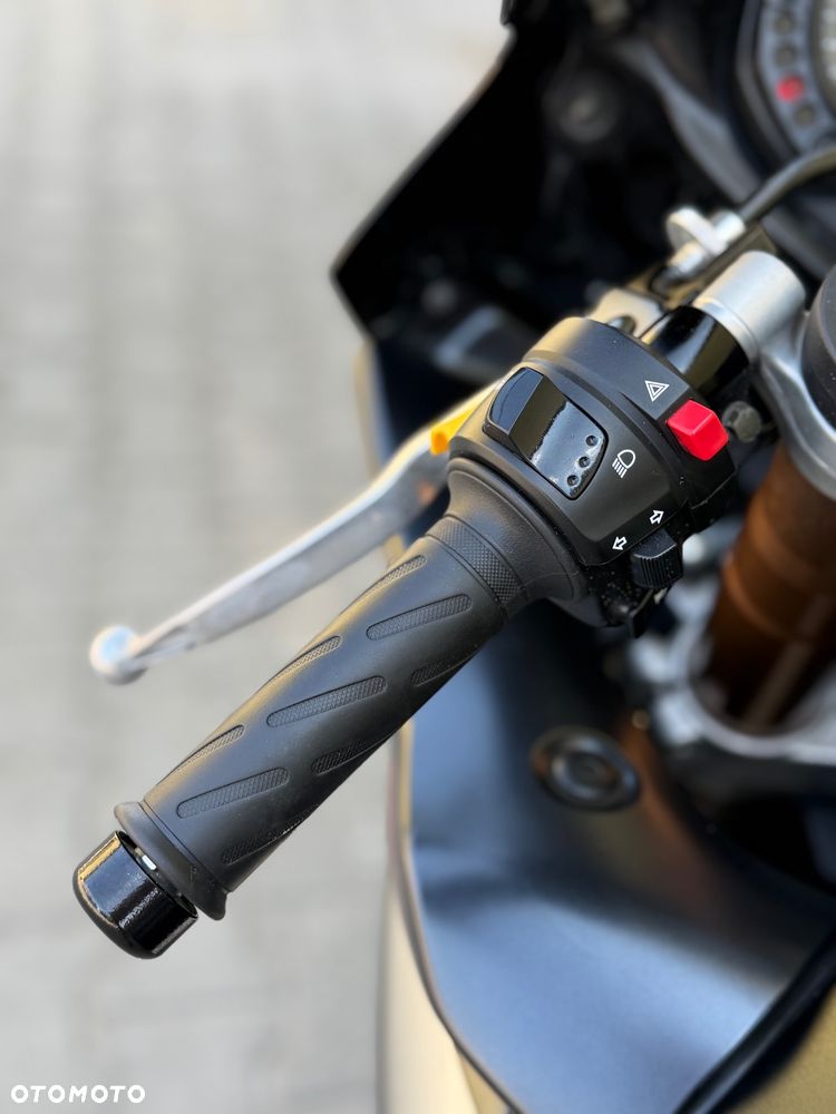 Suzuki GSX-R - 36