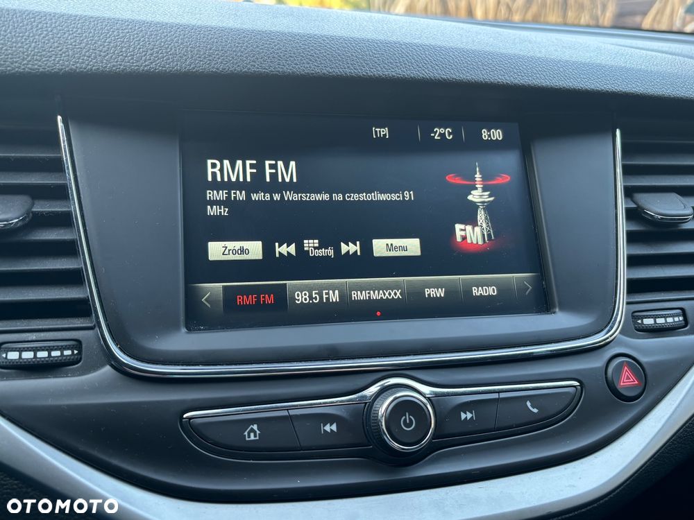 Opel Astra 1.6 T Dynamic S&S - 23