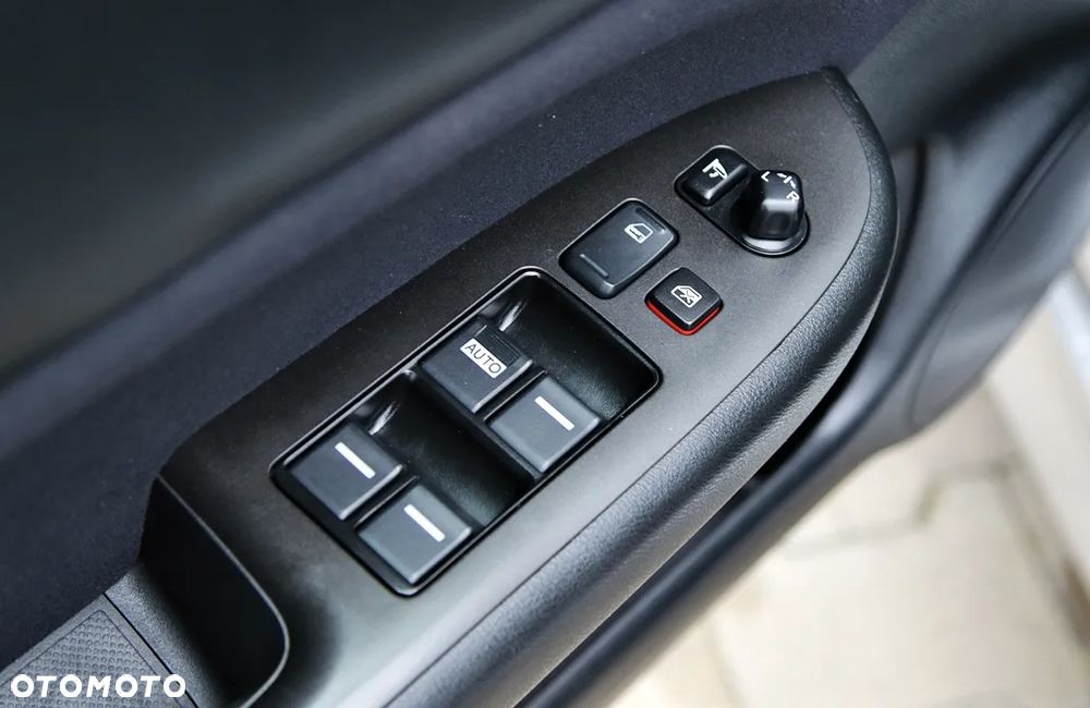 Honda Accord 2.0 Comfort - 13