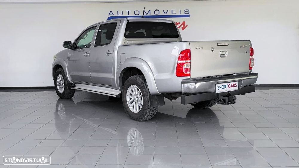 Toyota Hilux 2.5 D-4D 4WD CD T+Nav+PM - 14