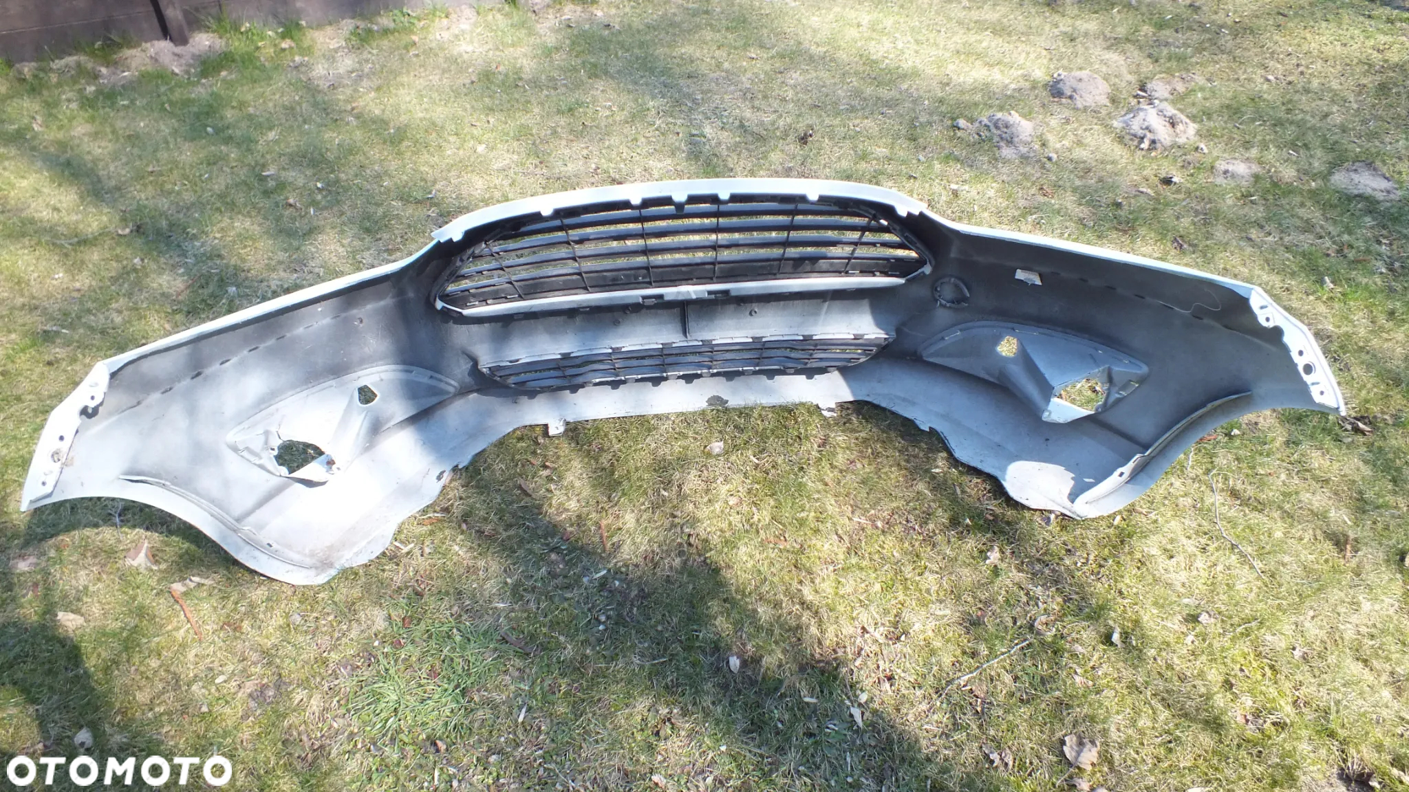 Zderzak przedni Ford Fiesta MK7 Lift - 8