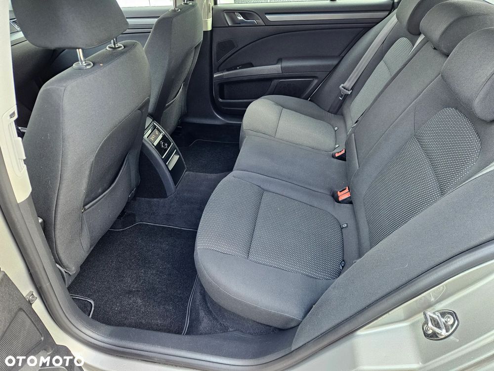 Skoda Superb 1.8 TSI Active - 14