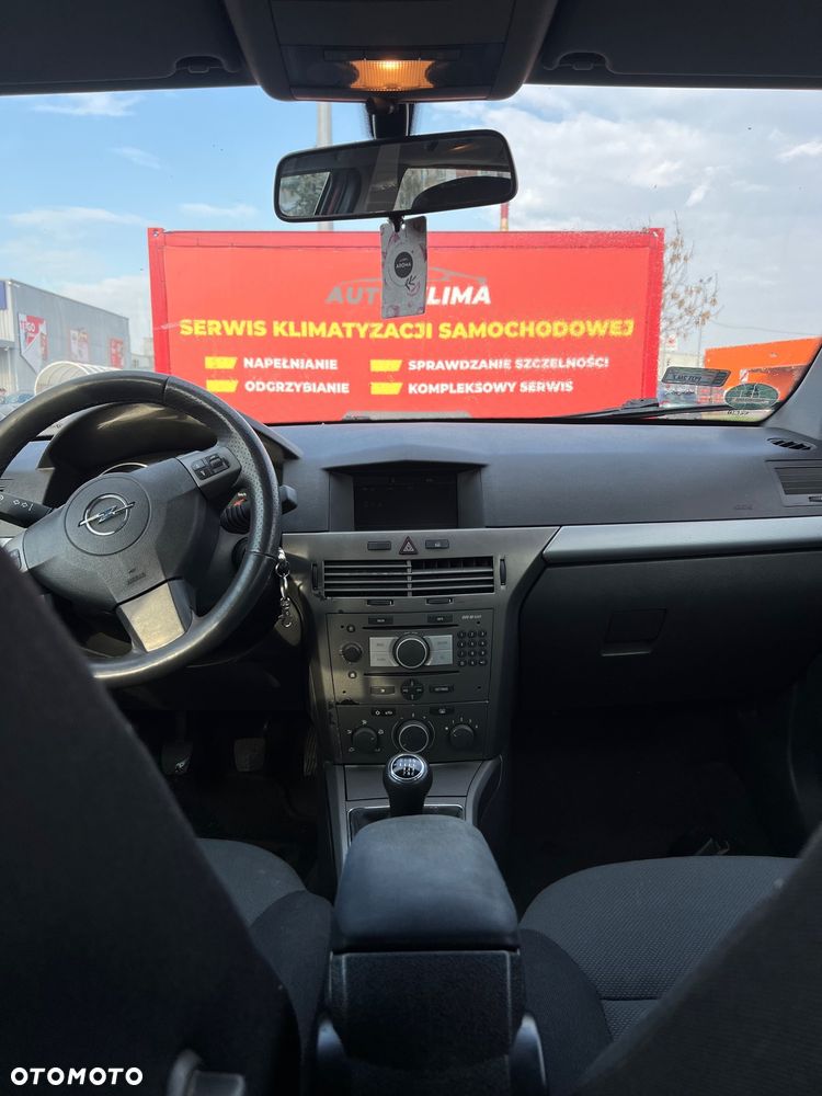 Opel Astra 1.9 CDTI Elegance - 13