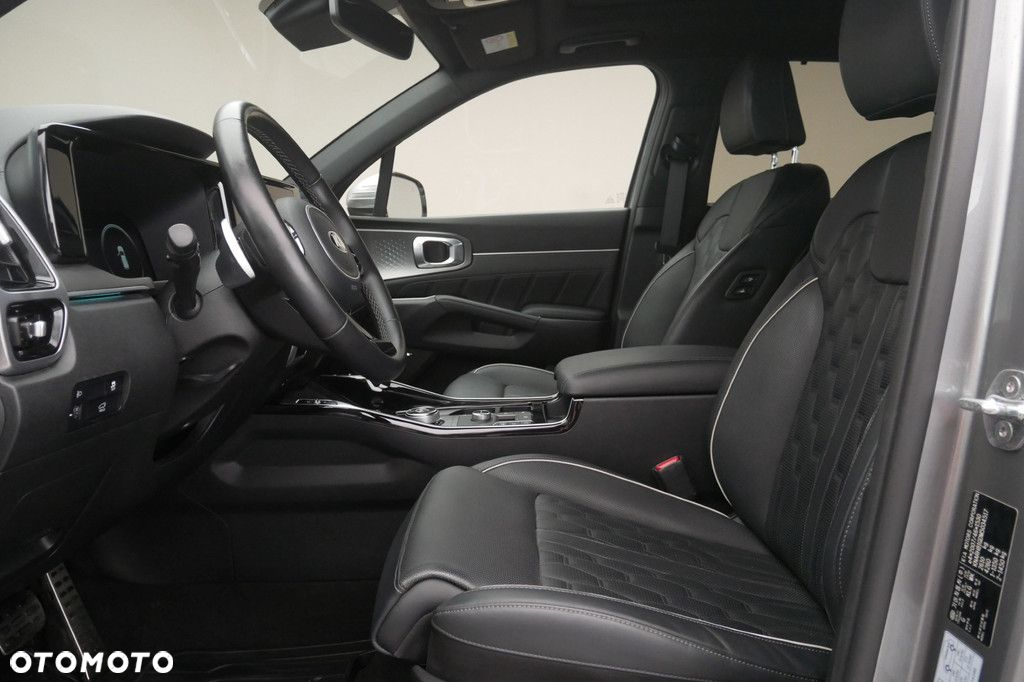 Kia Sorento - 12