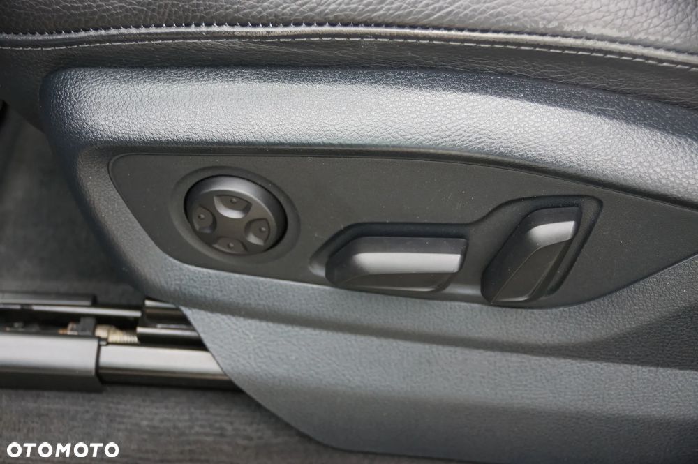 Audi Q7 3.0 TDI ultra Quattro Tiptronic - 28