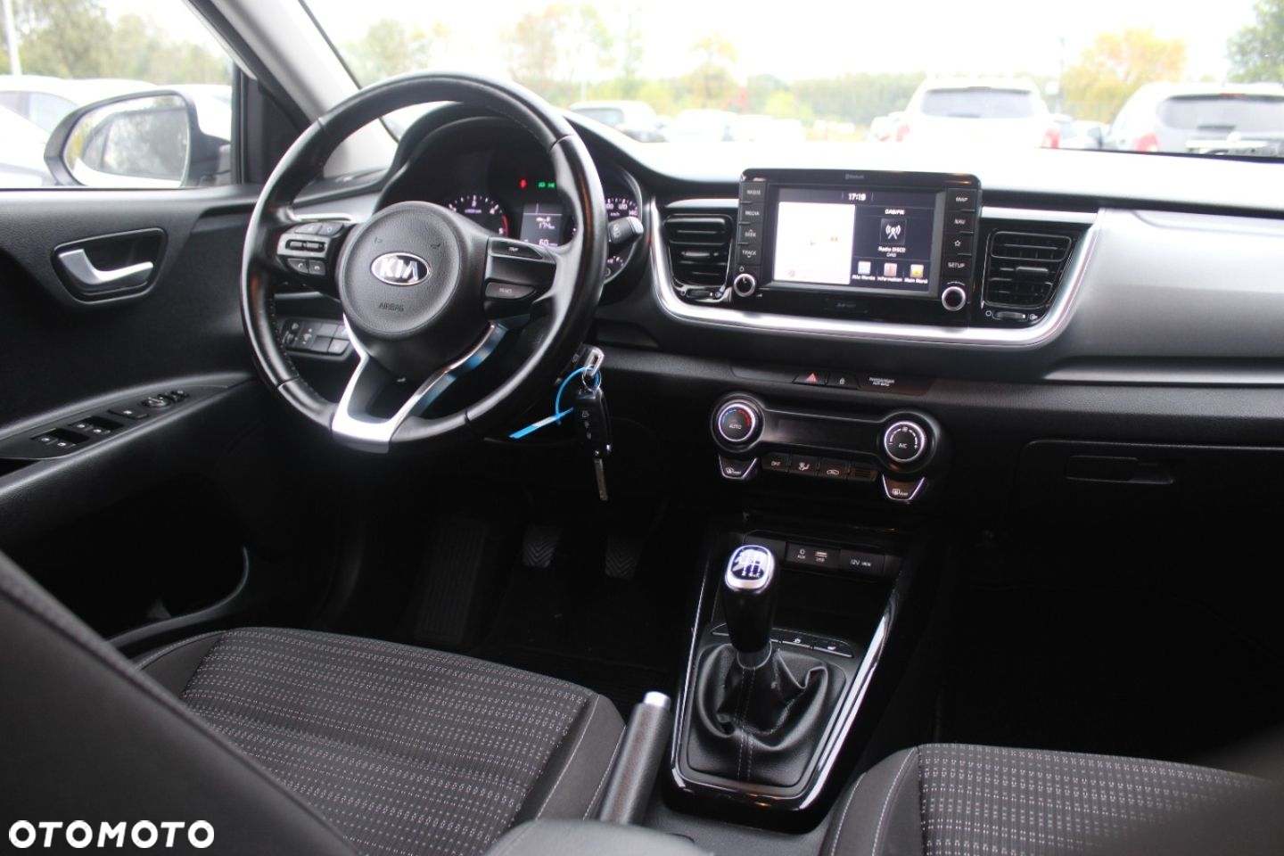 Kia Stonic - 35