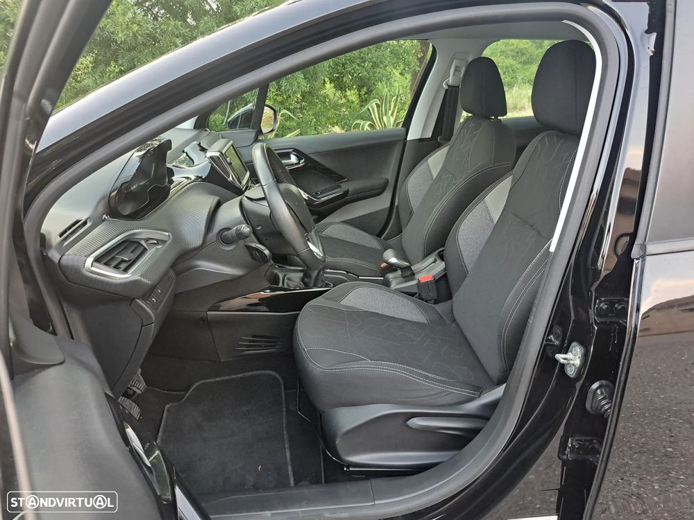 Peugeot 2008 BlueHDi 100 Active - 8