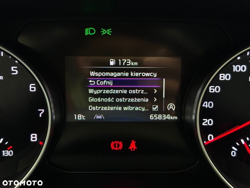 Kia Ceed 1.5 T-GDI M - 35