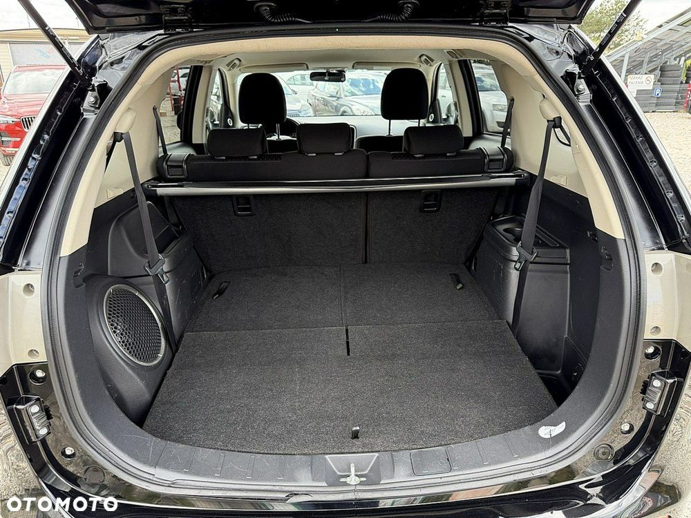 Mitsubishi Outlander - 18