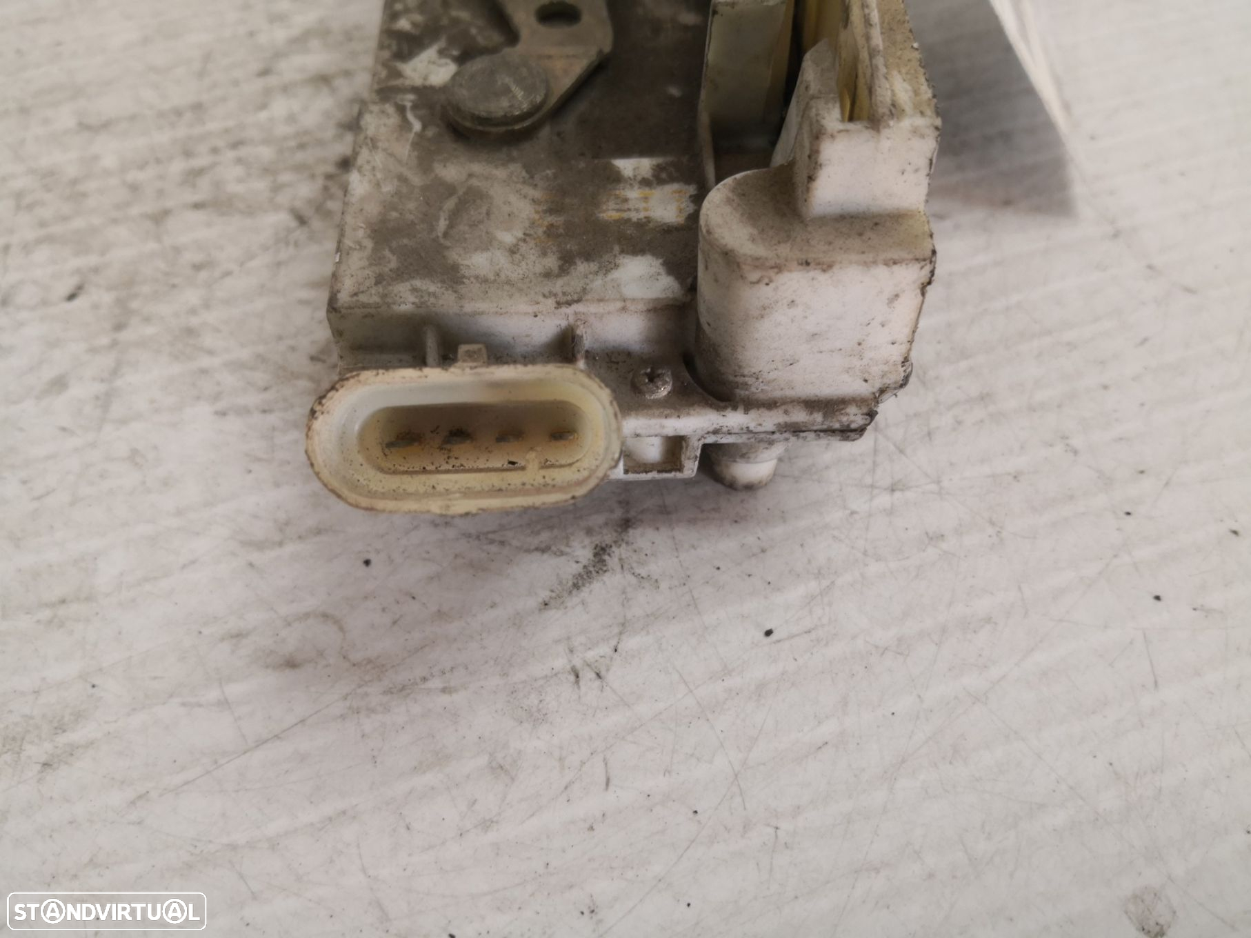 Fecho Da Porta Trás Dto Fiat Tempra (159_) - 2