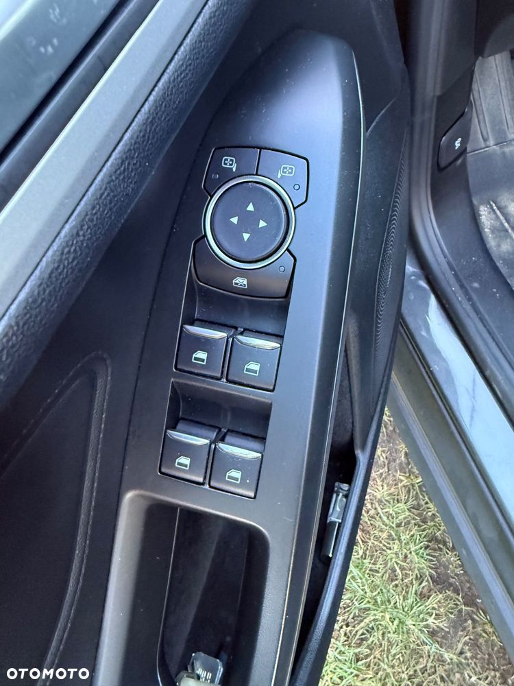 Ford Focus - 16