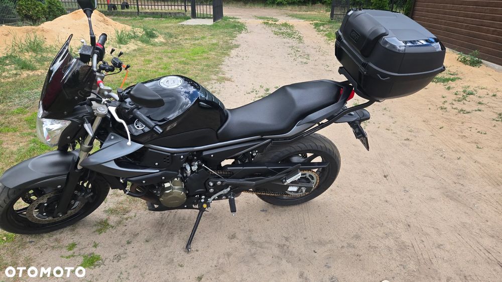 Yamaha XJ - 9