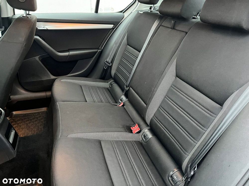 Skoda Octavia 1.6 TDI Ambition - 12