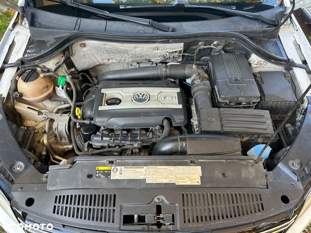 Volkswagen Tiguan - 16
