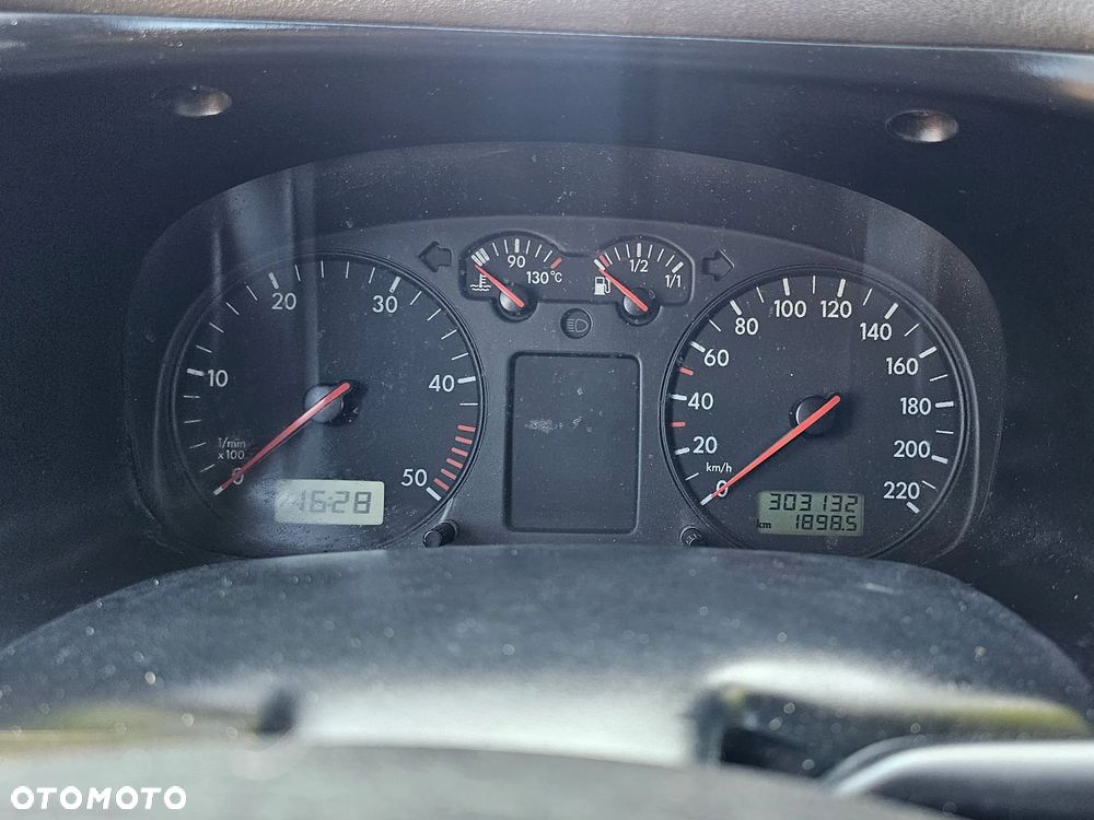 Volkswagen Transporter T4 TDI L syncro - 17