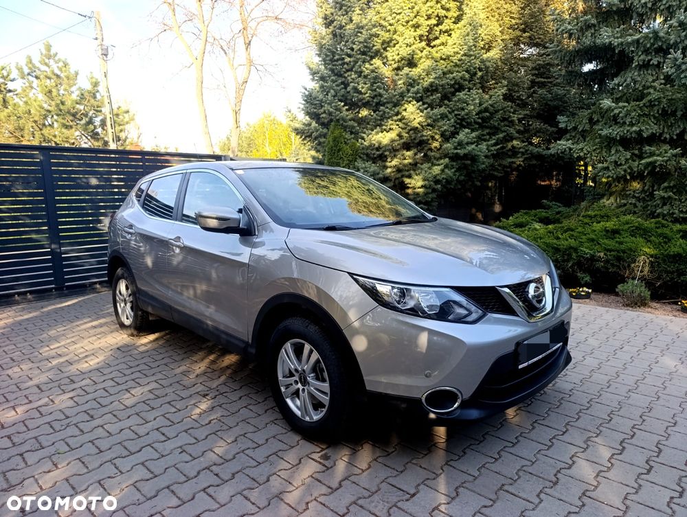 Nissan Qashqai 1.2 DIG-T Xtronic N-Vision - 1