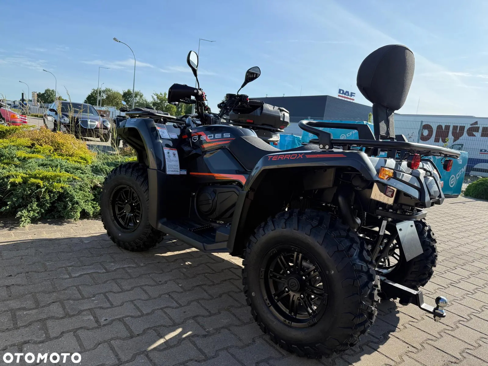 CFMoto CForce - 12