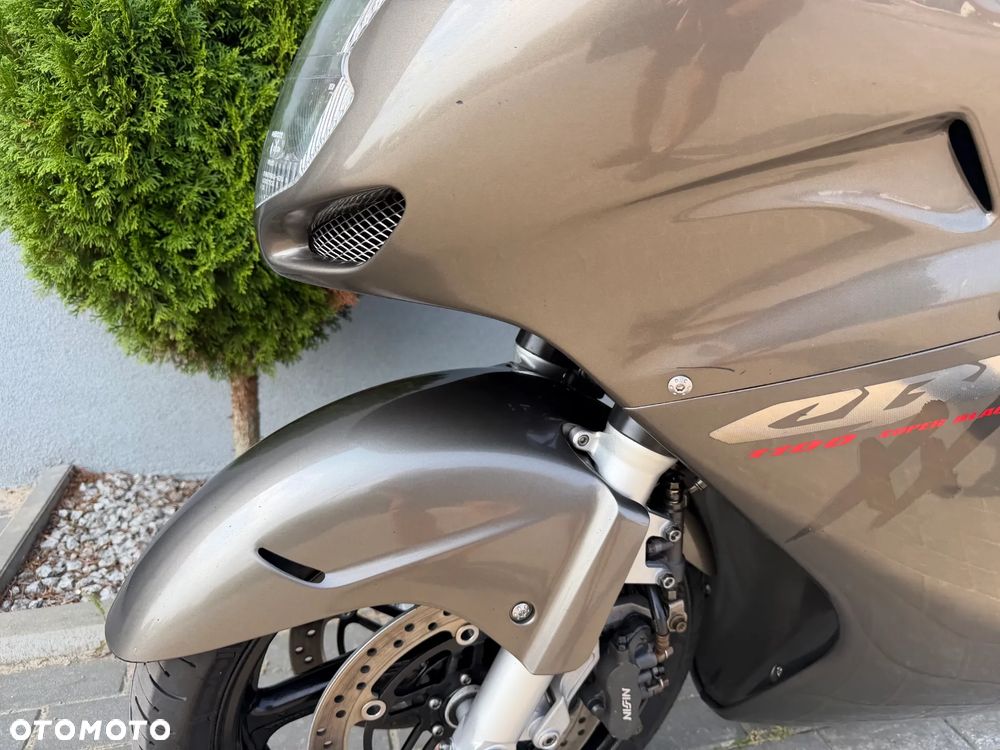 Honda CBR - 36