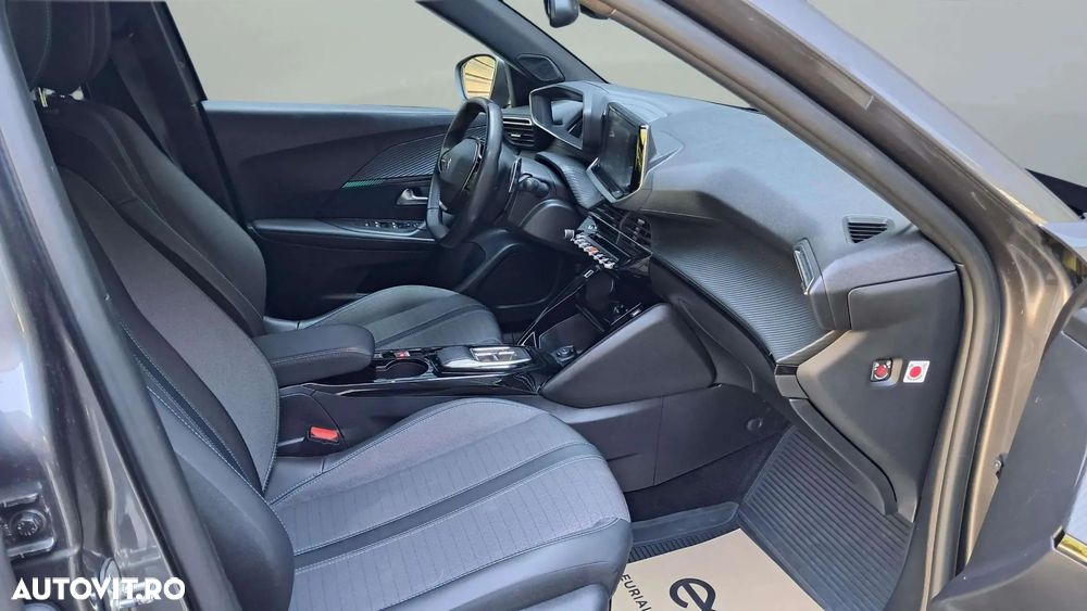 Peugeot 2008 1.2 PureTech EAT8 STT Allure Pack - 16