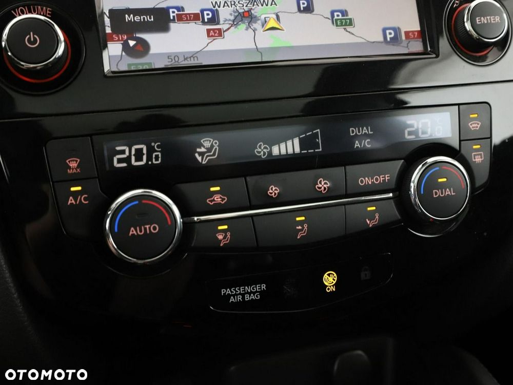 Nissan Qashqai 1.6 DIG-T N-Connecta - 27
