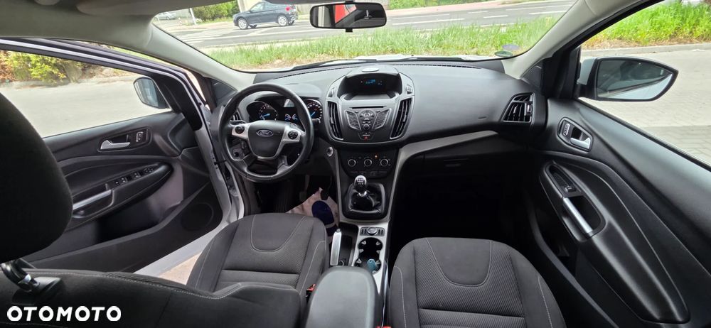 Ford Kuga 1.5 EcoBoost FWD Trend ASS - 32