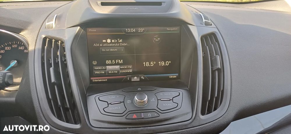 Ford Kuga 2.0 TDCi Powershift 4WD Titanium - 12