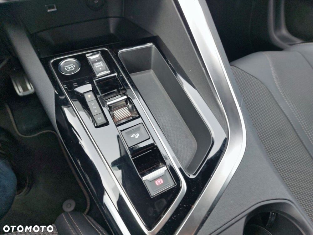 Peugeot 5008 1.5 BlueHDi GT S&S EAT8 - 19