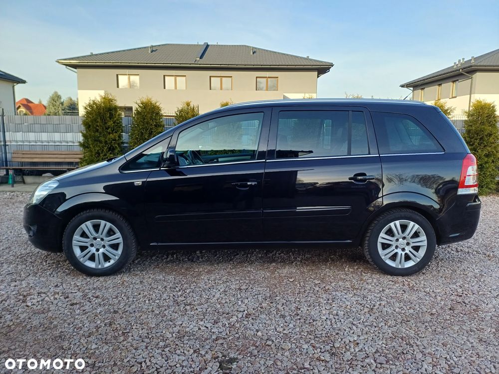 Opel Zafira 1.8 Edition 111 Jahre - 3