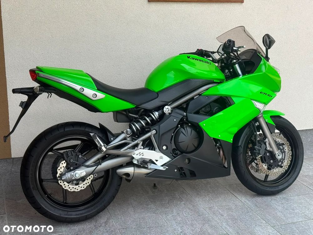 Kawasaki ER - 3