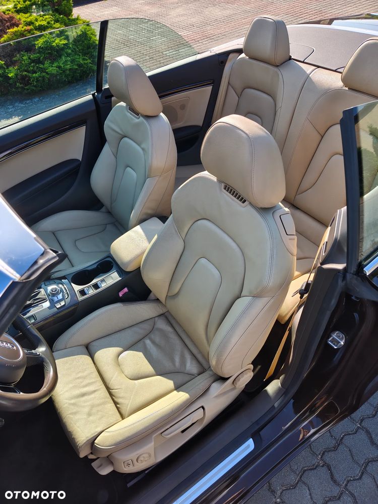 Audi A5 Cabrio - 17