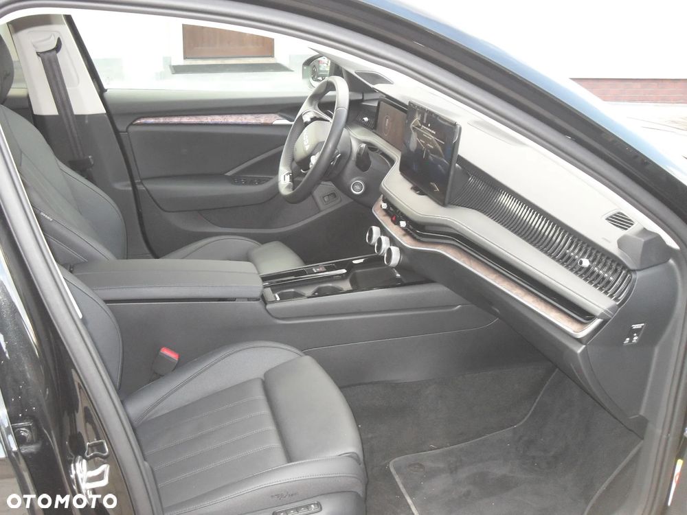 Skoda Superb 2.0 TSI 4x4 L&K DSG - 14
